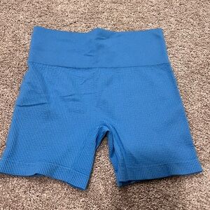 Colsie women’s medium biker shorts
